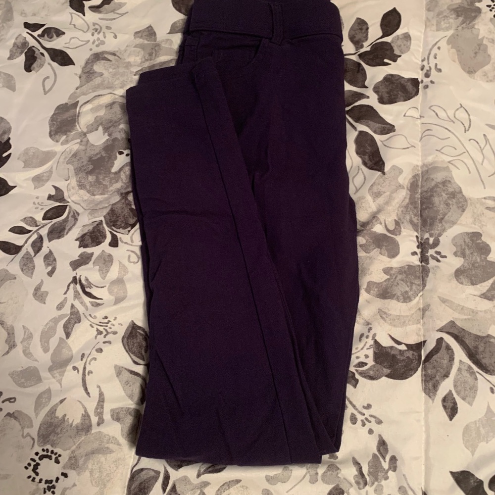 Navy skinny pants